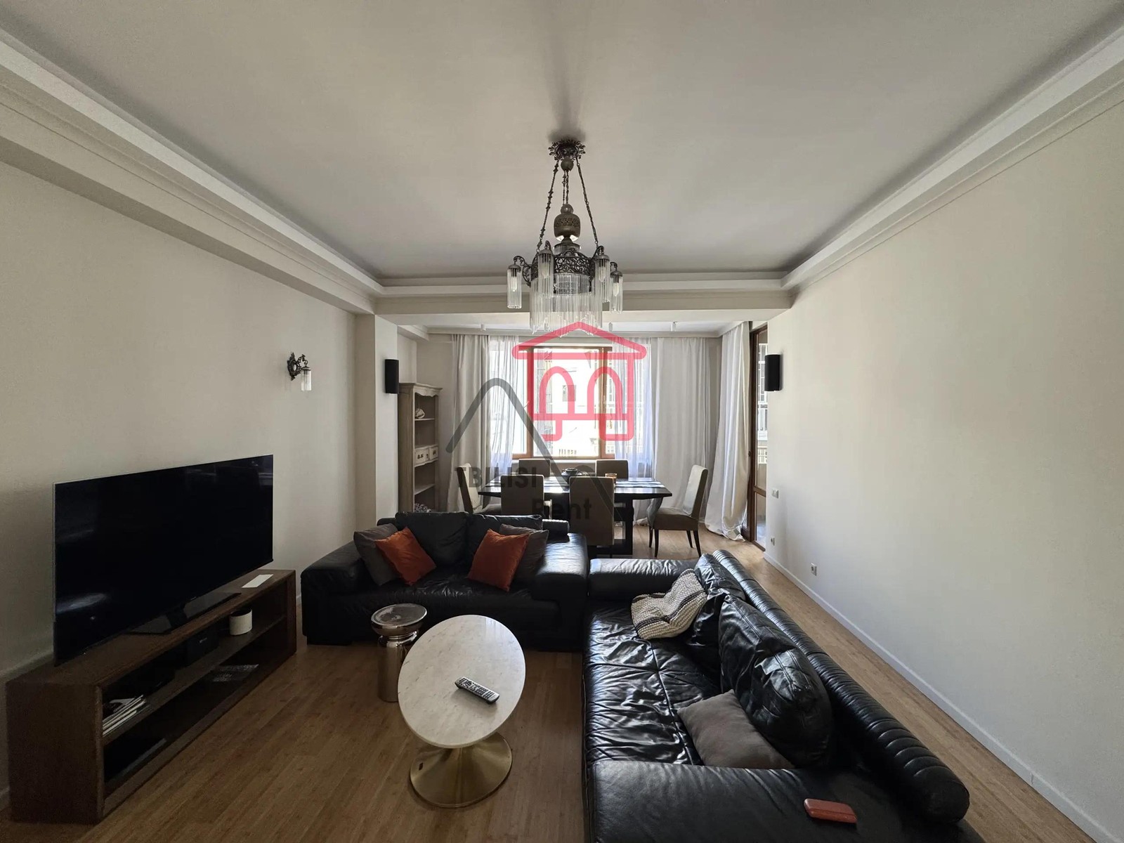 T. Tabidze 108 - 3 rooms