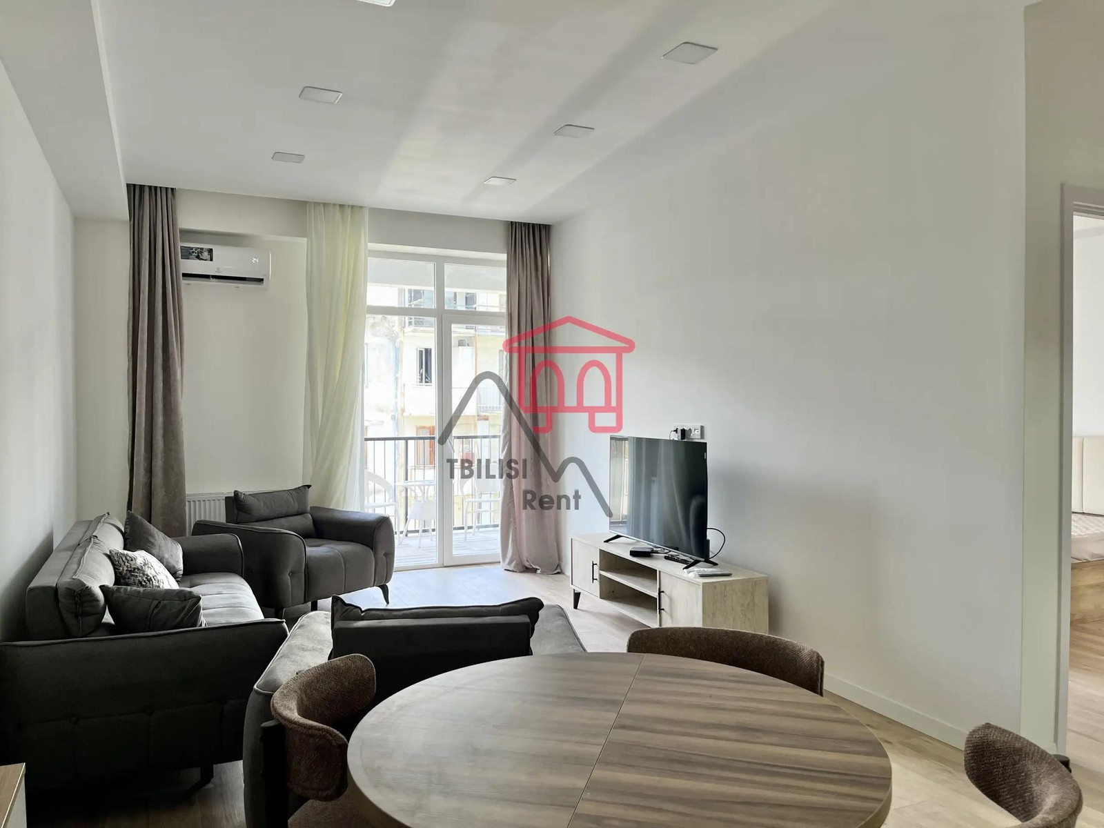 Sulkhan Tsintsadze Street, 26 - 2 rooms