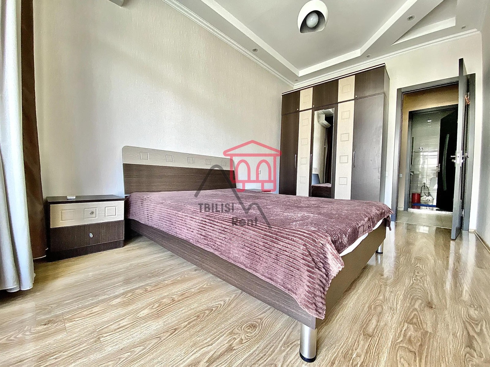 Kandelaki Street 9a - 3 rooms