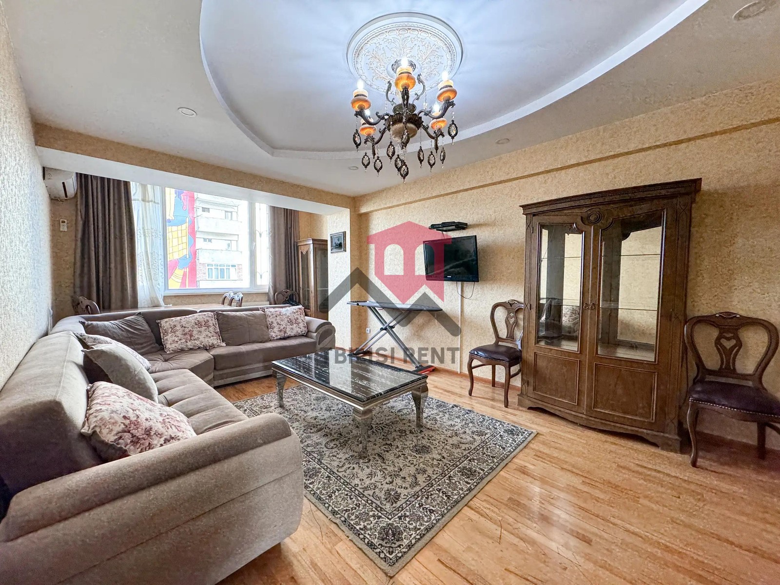 Zaza Panaskartveli-Tsitsishvili Street, 14 - 3 rooms