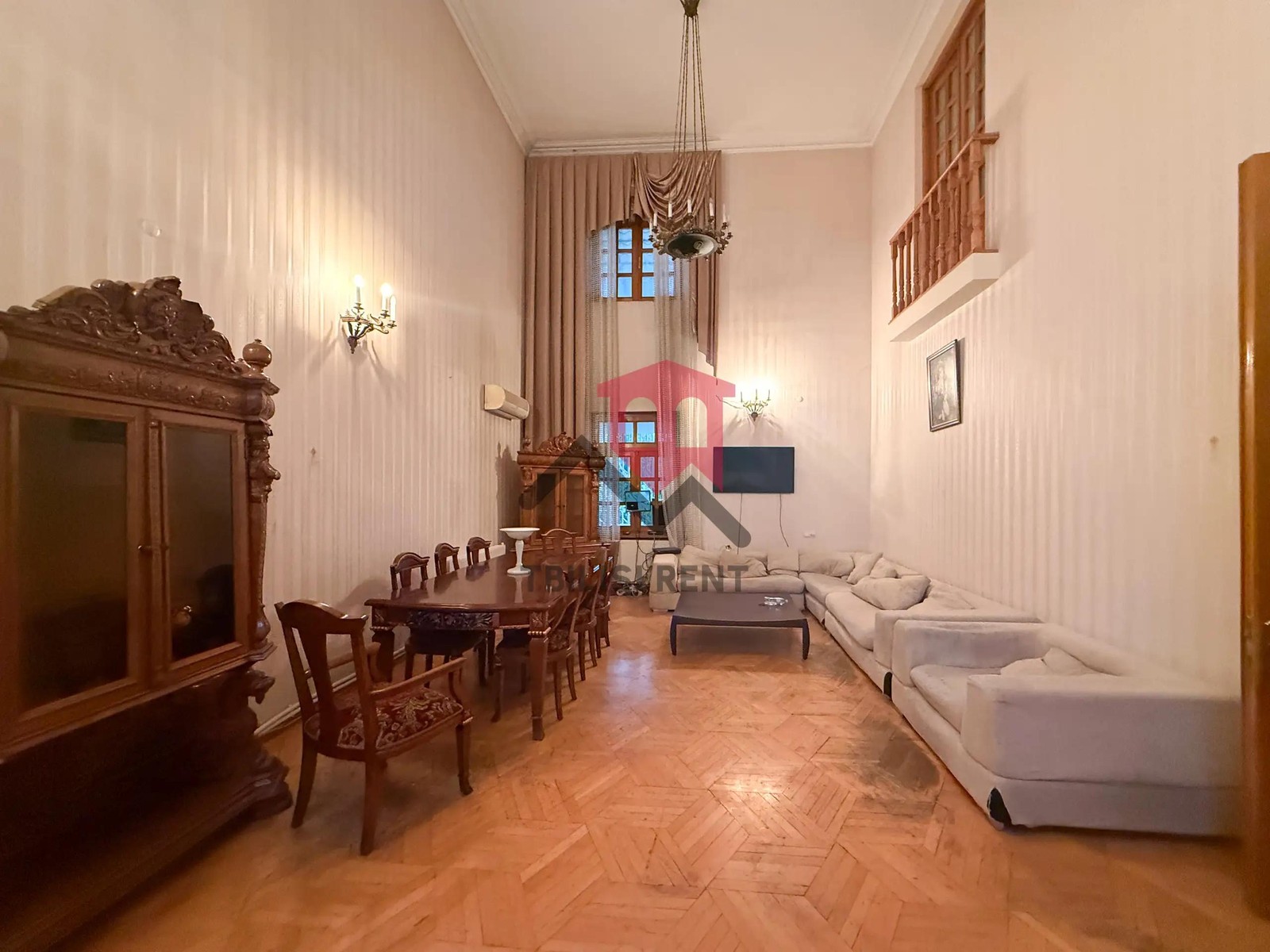 Mikhail Gakhokidze Street, 57 - 5 rooms