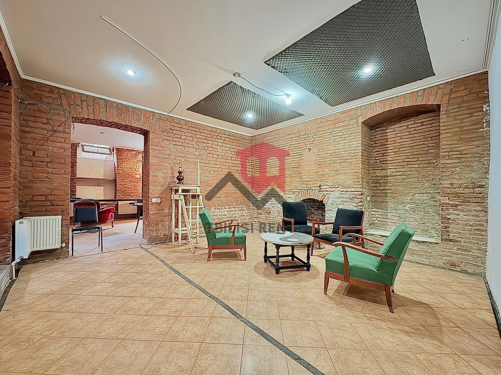 Mikhail Tsinamdzgvrishvili Street, 34, Chugureti - 2 rooms