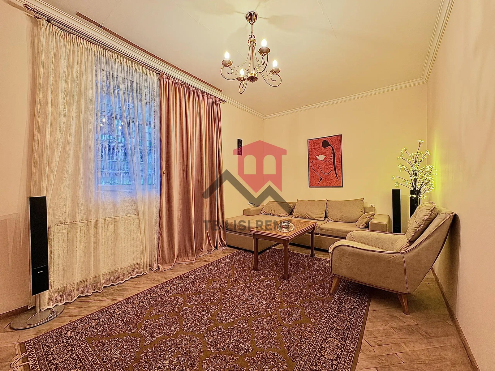 Tashkentskaya Street, 10 - 3 rooms