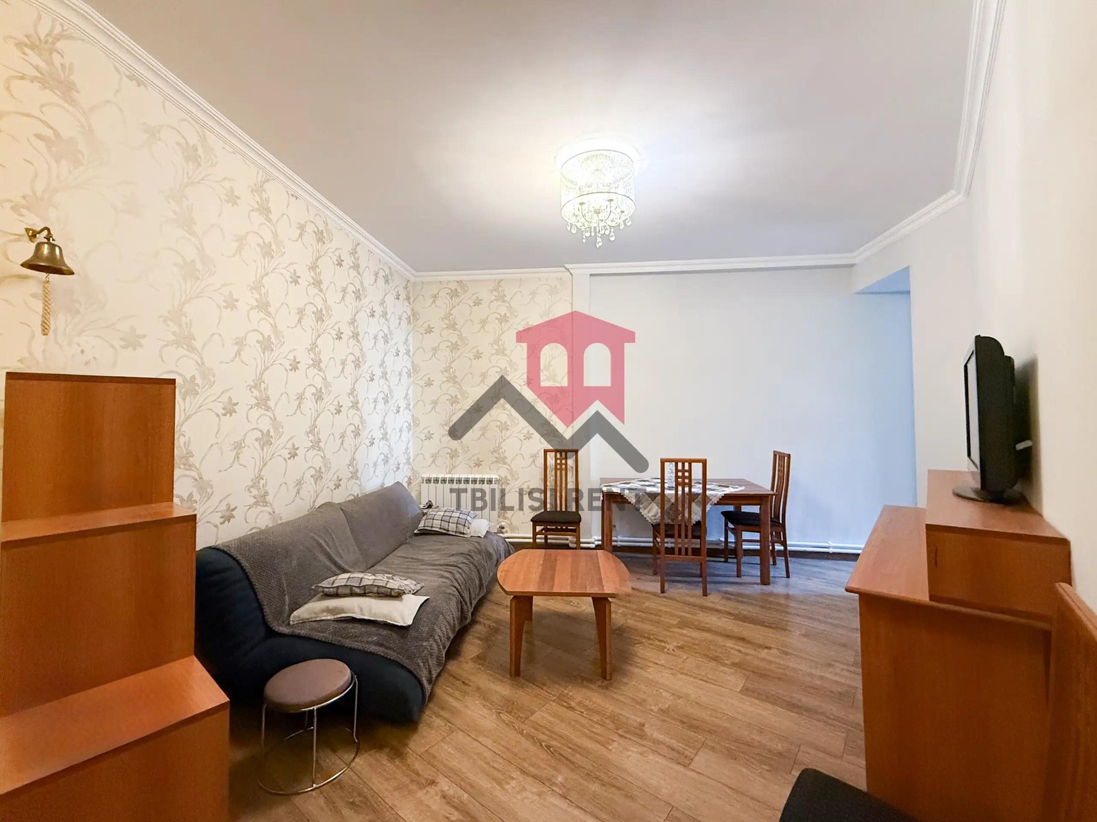 Prospekt Pekinа 3 - 3 rooms