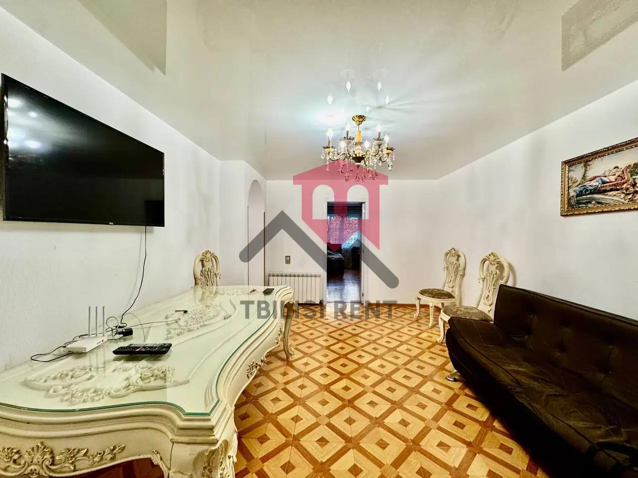 Akakia Tsereteli 60 - 4 rooms