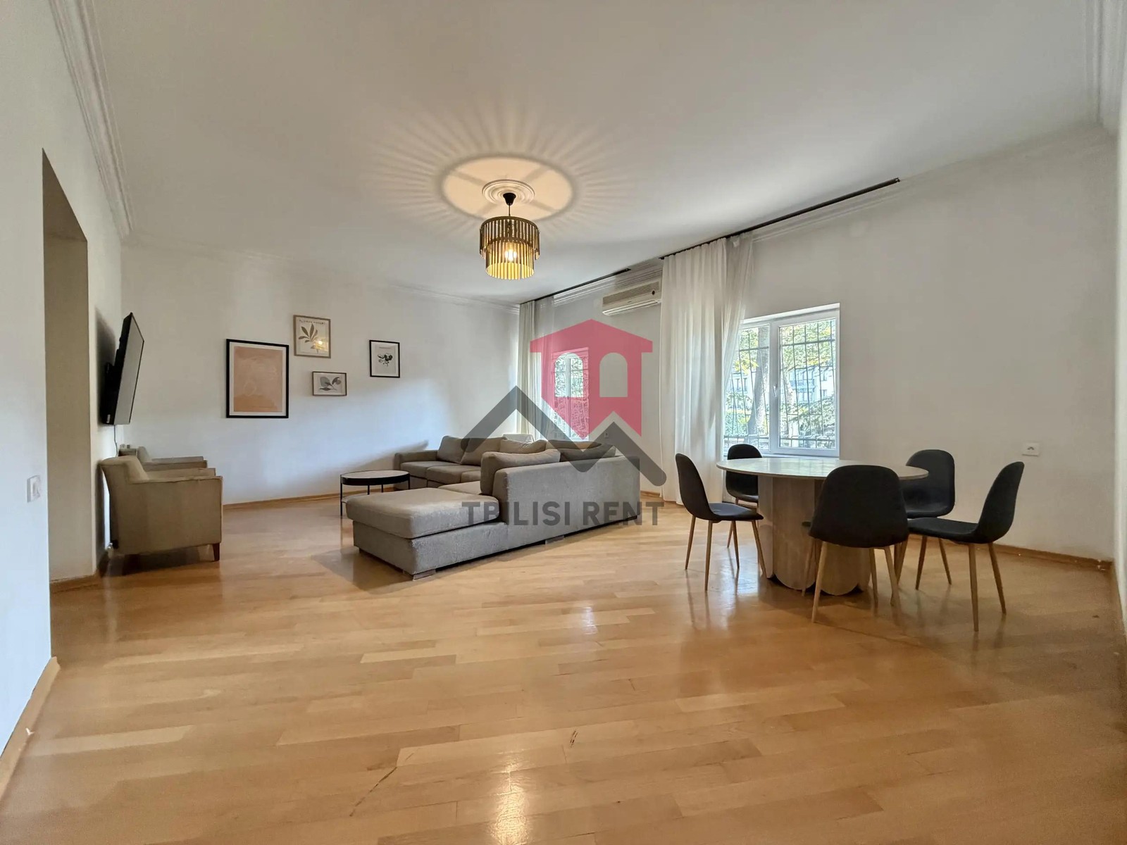 Nikolai Baratashvili Street, 10 - 4 rooms
