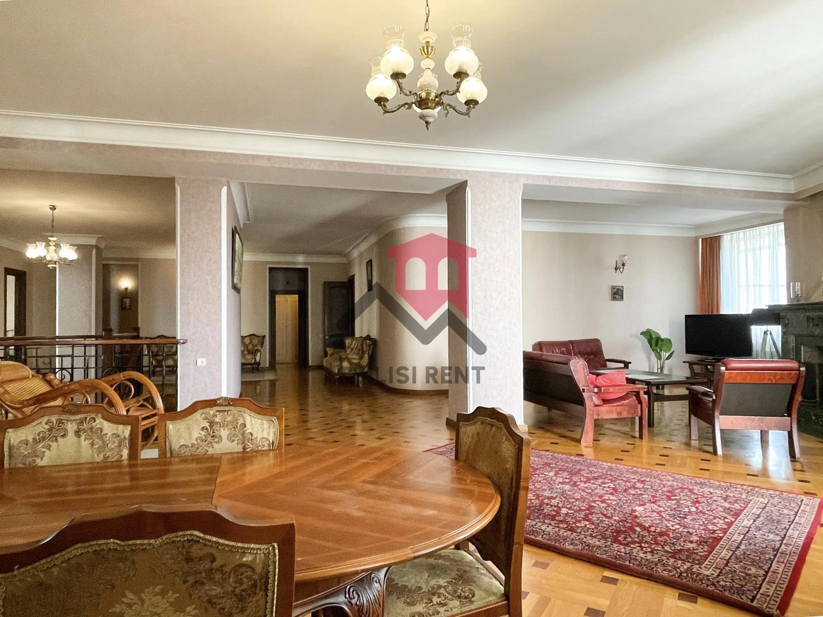 Merab Kostava Street 71a - 5 rooms