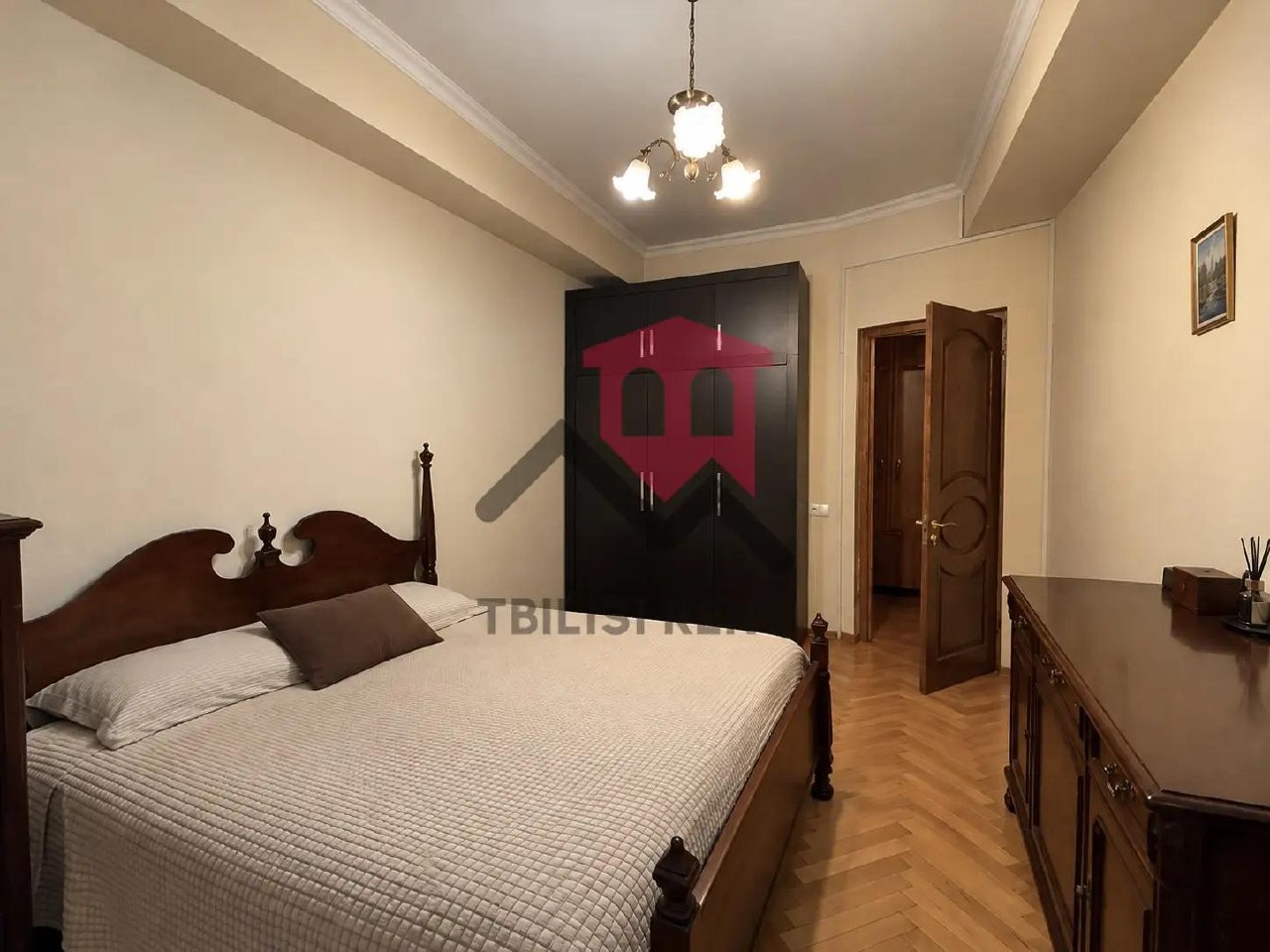 Mtskheta Street, 20 - 5 rooms